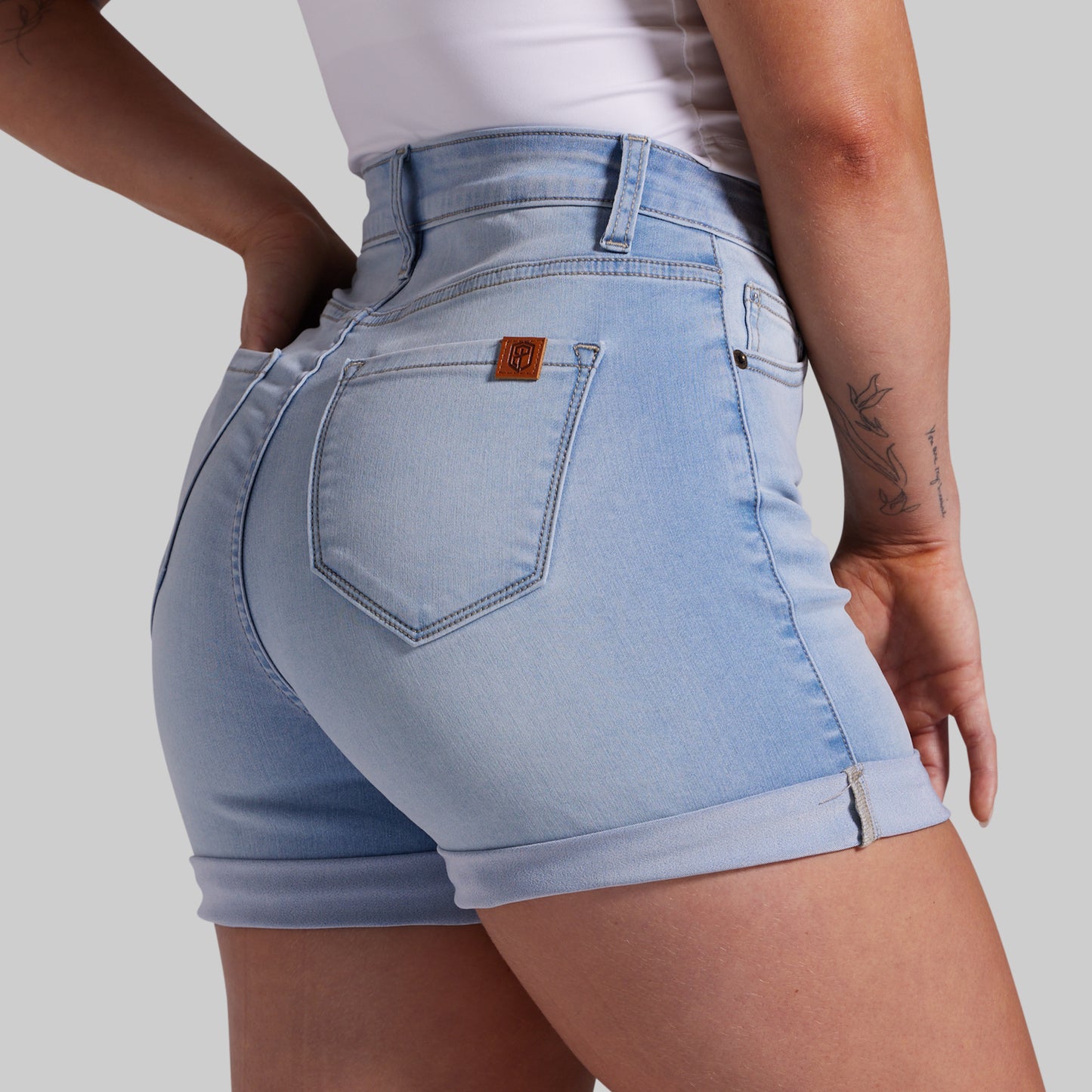 FLEX Stretchy Mom Jean Short (Light Fade Wash)