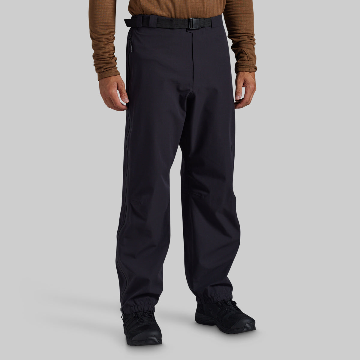 Man wearing black Mission FLEX Rain Pant 2.0, front view
