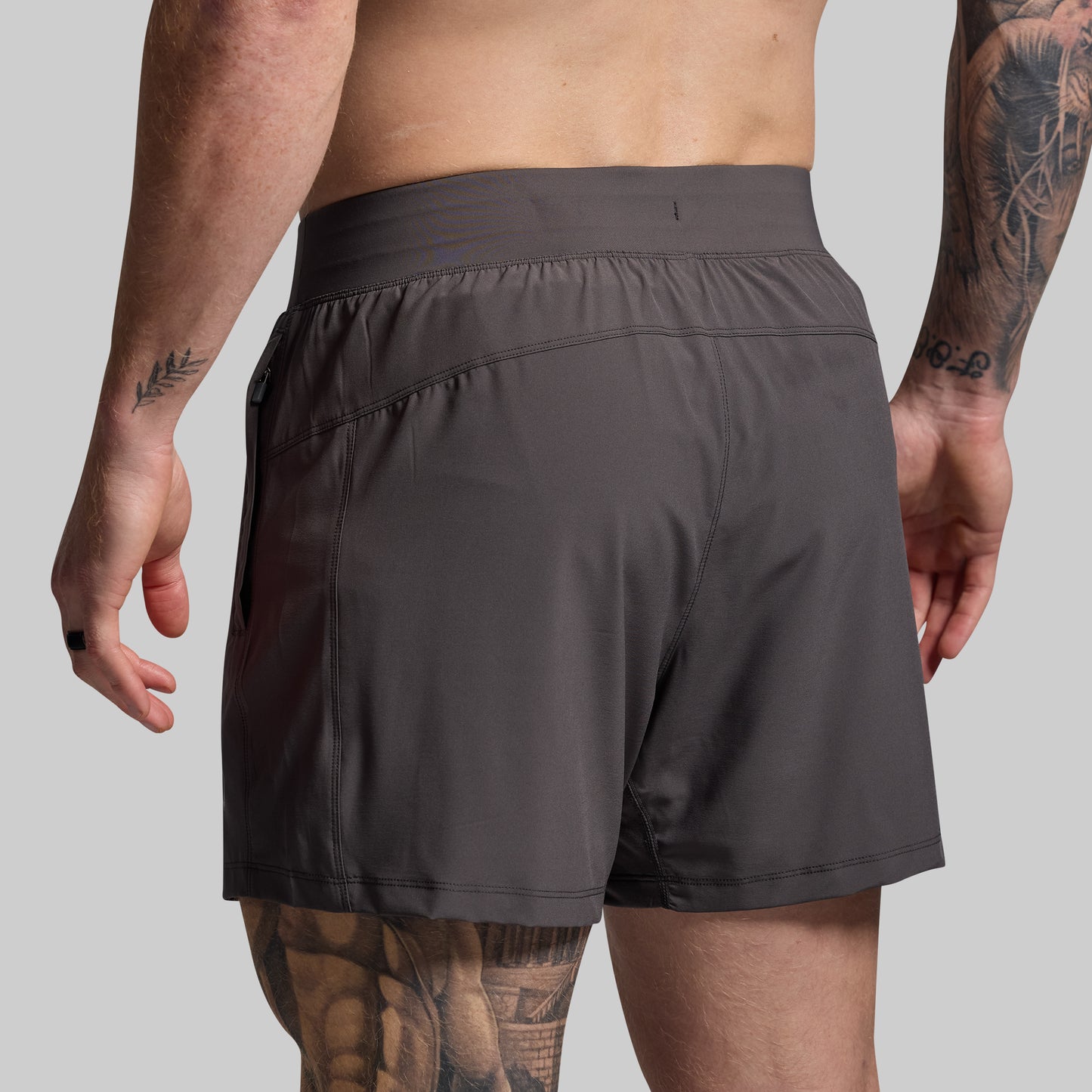 Versatile Short 5" (Gunmetal)